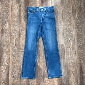 Levi’s 314 jeans